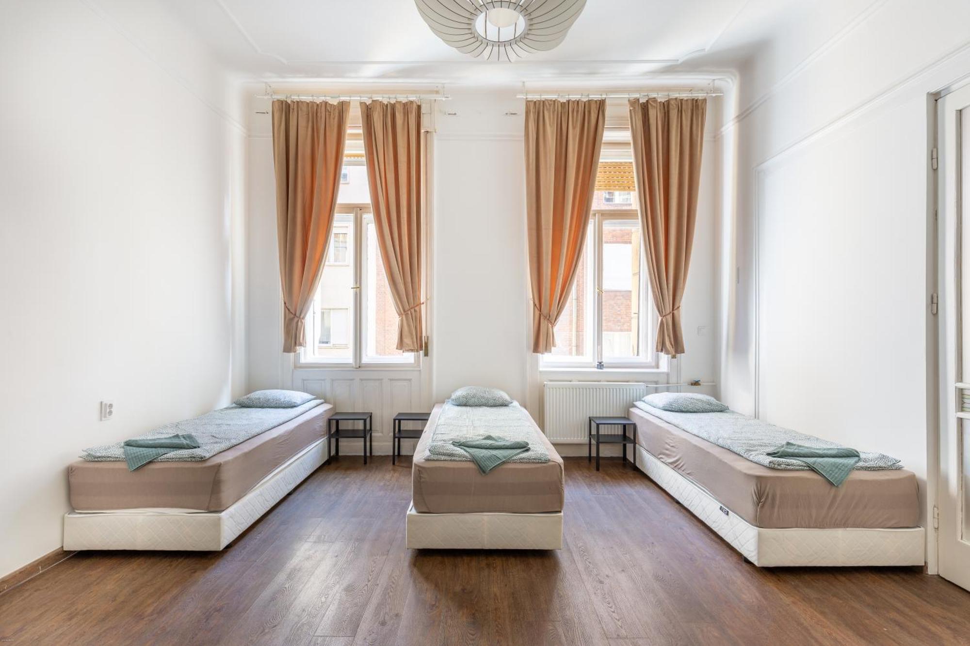 Anker Center By Stn Apartment Budapest Bagian luar foto