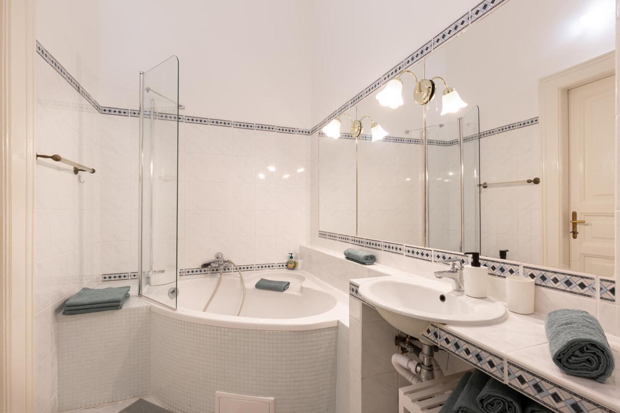 Anker Center By Stn Apartment Budapest Bagian luar foto