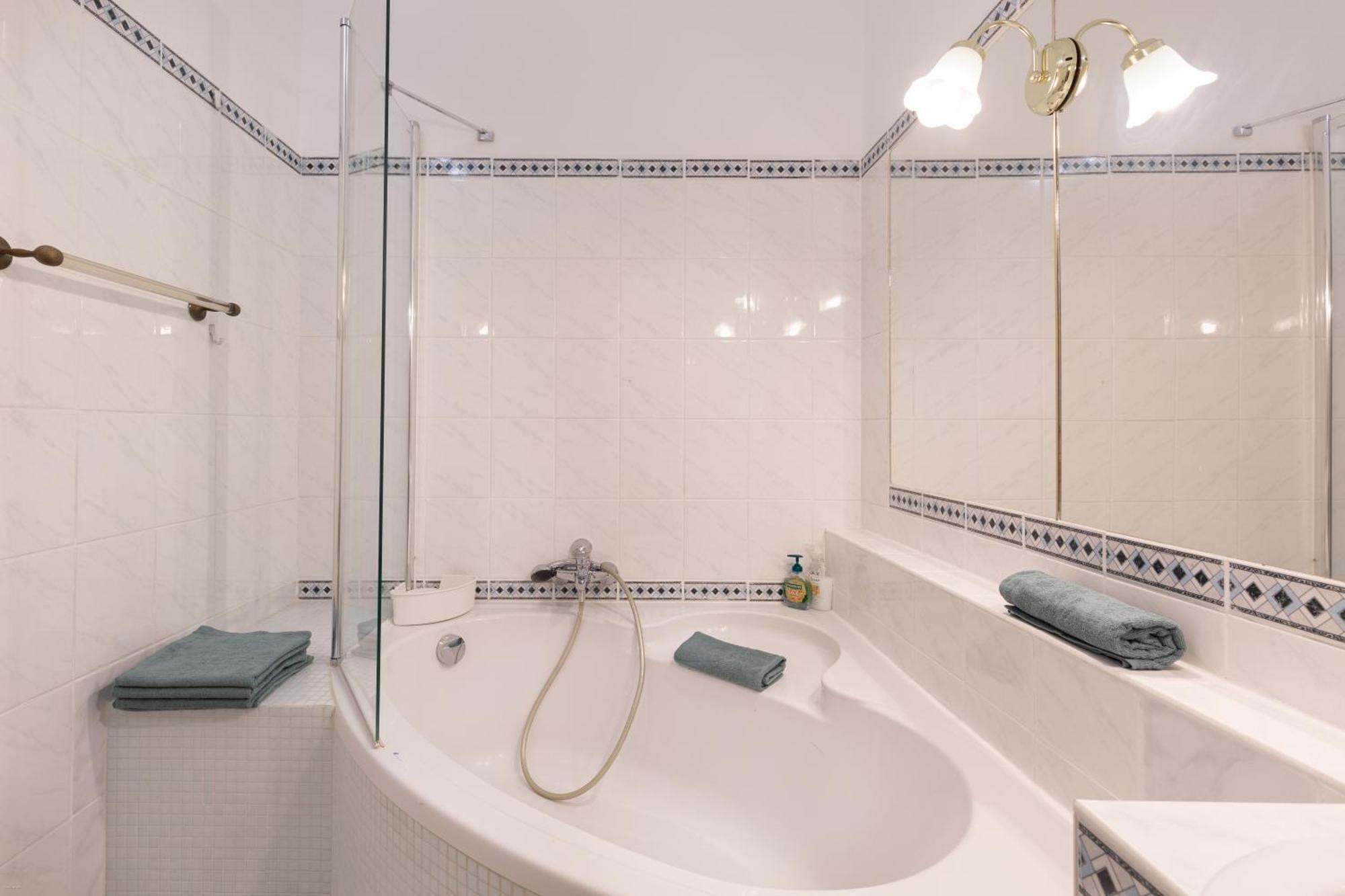 Anker Center By Stn Apartment Budapest Bagian luar foto