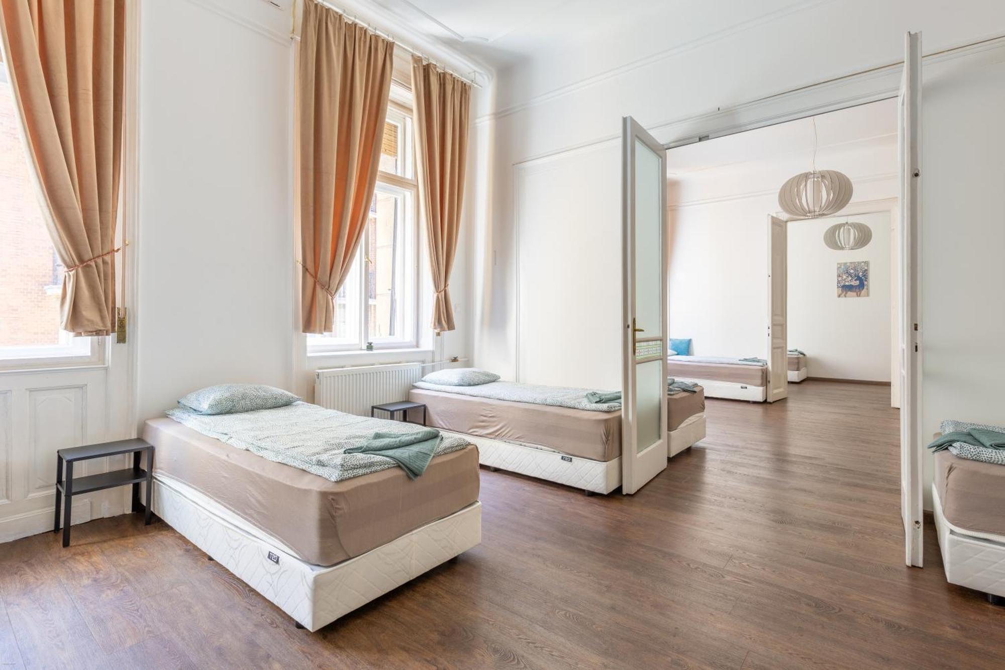 Anker Center By Stn Apartment Budapest Bagian luar foto